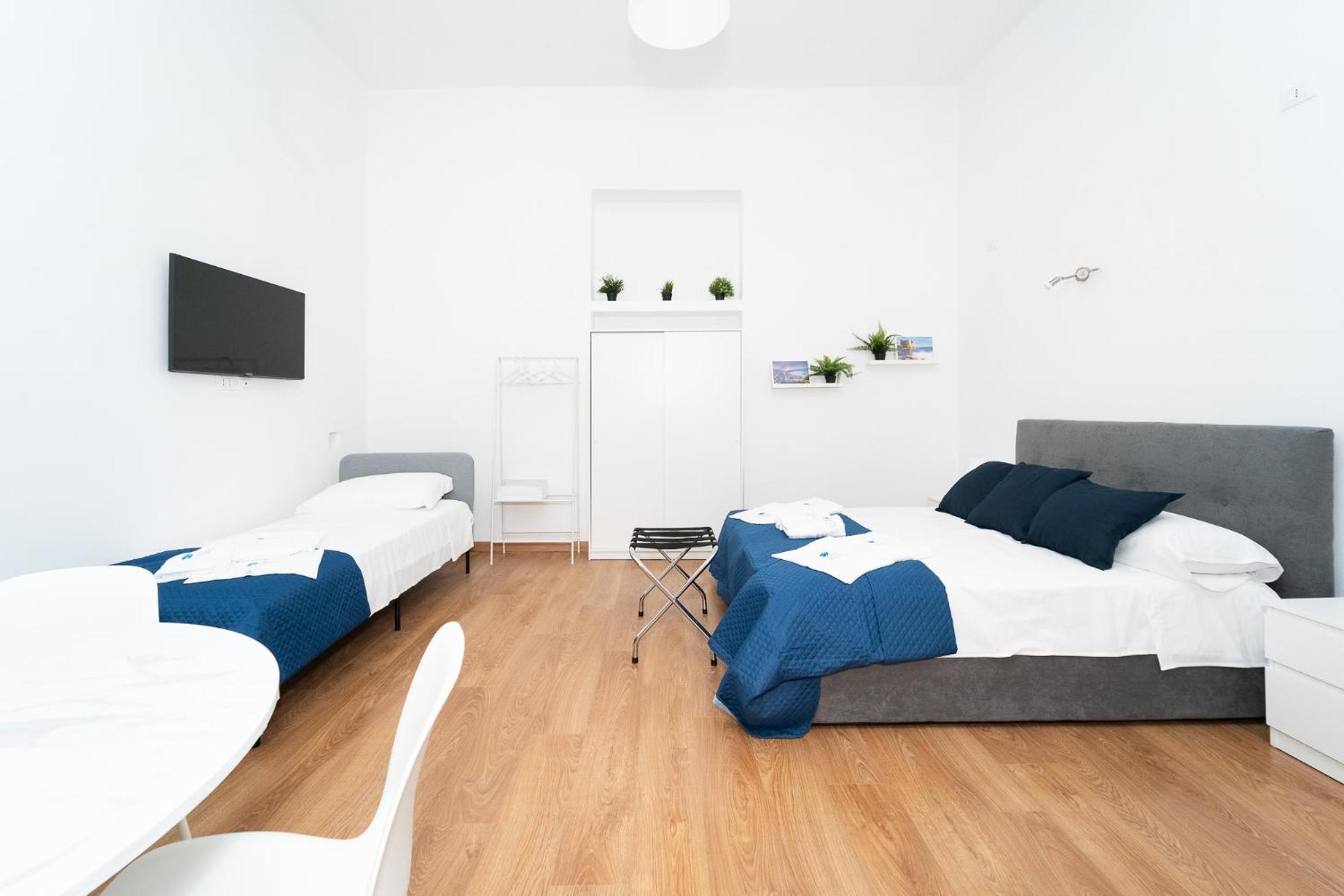 Home Smart Rent Appartamento Nei Pressi Di Via Toledo 2 Camere Da Letto 나폴리 외부 사진
